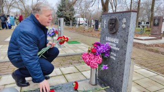 Волгодонцы вспоминают годовщину конттеррористической операции на территории Чеченской республики