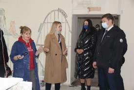 Депутаты-единороссы провели мониторинг ремонта городских библиотек