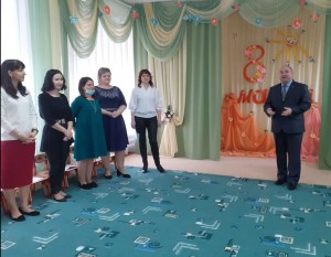  Депутат округа № 4 Георгий Ковалевский поздравил коллектив детского сада «Голубые дорожки»