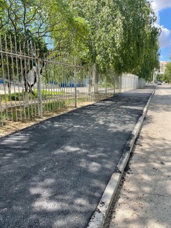 В 8 округе отремонтирована пешеходная дорожка