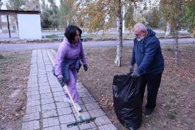 Помощники депутатов и сотрудники аппарата Думы присоединились к общегородскому субботнику