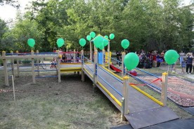 Первая детская игровая инклюзивная площадка появилась в Волгодонске