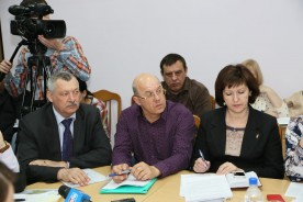 Глава Администрации Виктор Мельников встретился с членами депутатской комиссии по ЖКХ