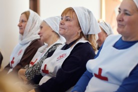 Депутат Татьяна Недоступенко поделилась опытом социального служения на съезде сестричеств