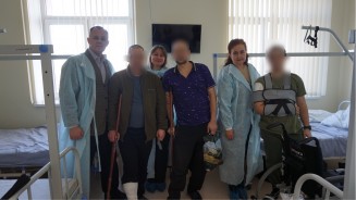 Заместитель председателя Волгодонской городской Думы Игорь Батлуков посетил ростовский окружной военный клинический госпиталь