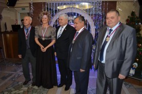 Хоккеисткам «Дончанки» вручили серебряные медали Чемпионата России и денежные премии