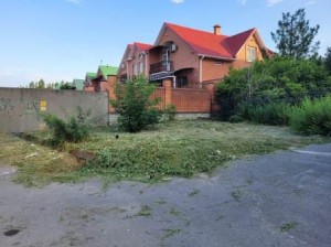 округ 18. Депутат городской Думы Сергей Ладанов обеспокоен покосом травы в округе