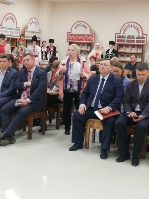 Информационная встреча жителей 10 округа с Главой Администрации г.Волгодонска С.М.Макаровым