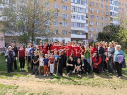 Округ 16: Проведён очередной субботник к юбилею города! 