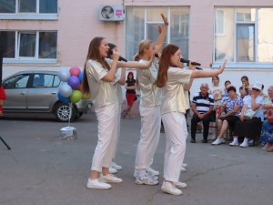 В округе № 4 дружно и весело отметили День Волгодонска