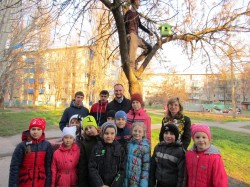 Владимир Брагин организовал конкурс экологических плакатов среди детей округа №6 к Международному дню птиц