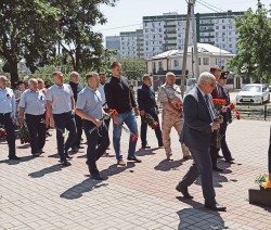 Депутат Пётр Горчанюк принял участие в памятных мероприятиях, посвящённых Дню памяти и скорби.
