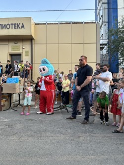 21 округ. В день физкультурника - физкультура и силовое шоу! 