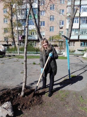 В своем дворе нам все знакомо – наведем порядок вокруг дома!