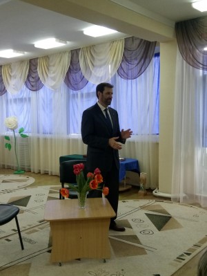Алексей Брежнев в гостях у детского сада Гусельки