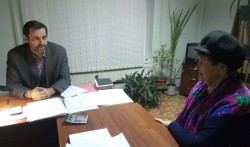 Депутаты-единороссы провели личные приёмы граждан в округах
