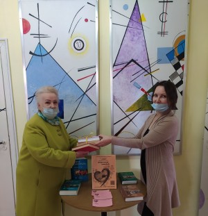 Общественность округа №16 приняла участие в общероссийской акции «Дарите книги с любовью»
