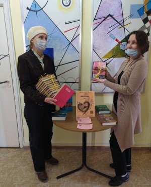 Общественность округа №16 приняла участие в общероссийской акции «Дарите книги с любовью»