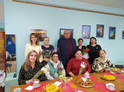 Депутат Алексей Бородин в преддверии праздника весны встретился с семьями мобилизованных