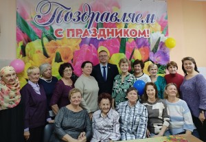 19 округ. Поздравление актива с Днем Матери.