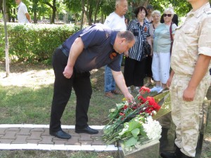 Память жива: в Волгодонске почтили сражавшихся за Родину в Великой Отечественной войне