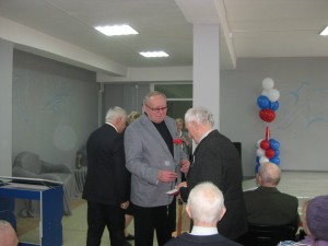 Ветеранам округов 16 и 15 вручены юбилейные медали в честь 75-летия Победы