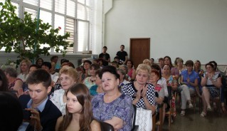Людмила Ткаченко поздравила почтовых работников с профессиональным праздником