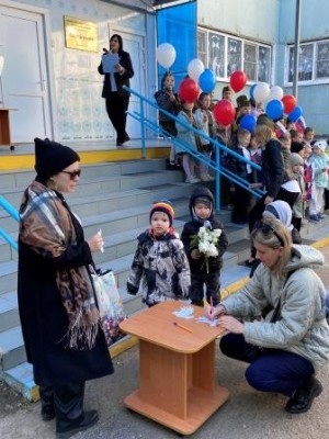 Округ 18. Депутат Сергей Ладанов принял поучаствовал в Акции "Голубь Мира"