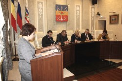 Депутаты обсудили соблюдение прав потребителей в Волгодонске по итогам 2012 года