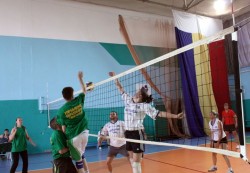 Команда городской Думы завоевала «бронзу» в Спартакиаде по волейболу