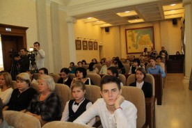 Юные таланты Волгодонска получили именную поддержку