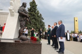 В Волгодонске открыли памятник воинам СВО