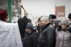 В праздник Крещения в семи микрорайонах города прошли церемонии водосвятия