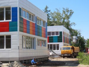 Депутат Георгий Ковалевский оценил ход ремонта детского сада «Лесовичок»