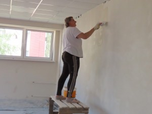 Депутат Георгий Ковалевский оценил ход ремонта детского сада «Лесовичок»