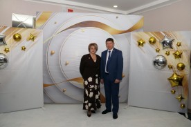 Сергей Ладанов поздравил коллектив техникума им. Самарского с 35-летием