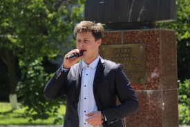 Волгодонцы почтили память строителя Юрия Чечина