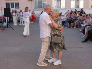 В округе № 4 дружно и весело отметили День Волгодонска