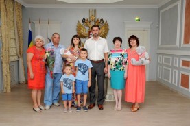 Дочь депутата Брежнева стала тысячным ребёнком в Волгодонске