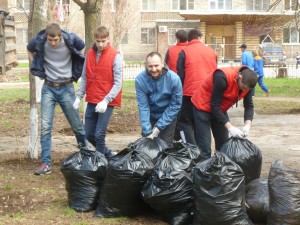 Субботник депутата 6 округа с студентами