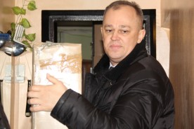 В Волгодонске продолжают доставлять подарки в рамках акции «Ёлка желаний» 