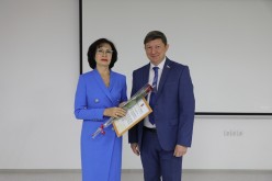 Сергей Ладанов поздравил педагогов с Днём музыки