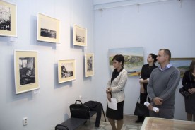 В Волгодонском художественном музее открылась выставка «Волгодонск: три поколения созидателей»