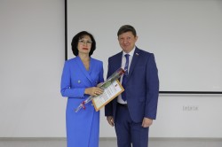 Сергей Ладанов поздравил педагогов с Днём музыки