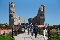 Председатель Волгодонской городской Думы – глава города посетила открытие народного военно-исторического музейного комплекса «Самбекские высоты»