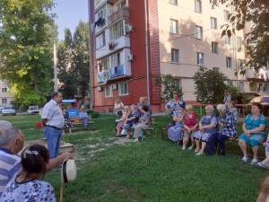 Депутат Думы Волгодонска Георгий Ковалевский обсудил с избирателями планы на будущее