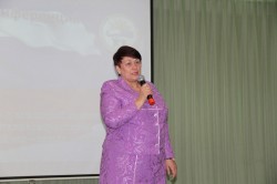 Председатель Думы-глава города пообщалась с педагогами на научно-практической конференции