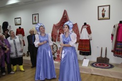 «Возвращение к истокам»… В Волгодонске открылась уникальная выставка «Россия полотняная»