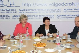 Председатель Думы-глава города Людмила Ткаченко встретилась с лидерами профсоюзных организаций