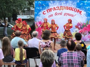Весело и шумно в избирательном округе №15 отметили День города Волгодонска